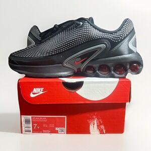 Nike Air‎ Max DN GS Size 7 Youth